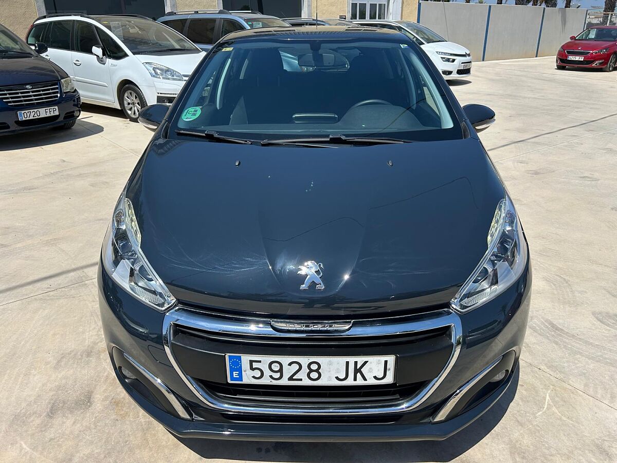 PEUGEOT 208 ALLURE 1.2 E-THP SPANISH LHD IN SPAIN 90000 MILES SUPERB 2015